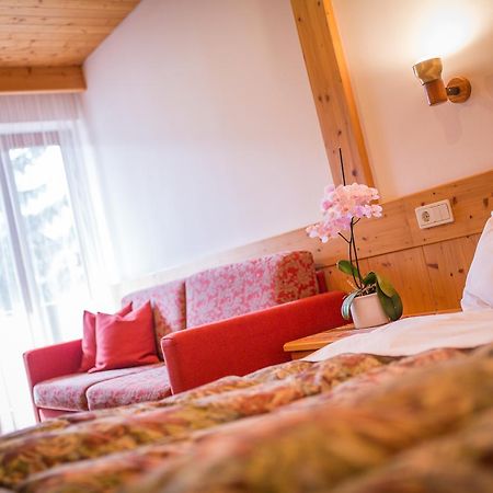 Hotel Hell Monguelfo-Tesido / Welsberg-Taisten Esterno foto